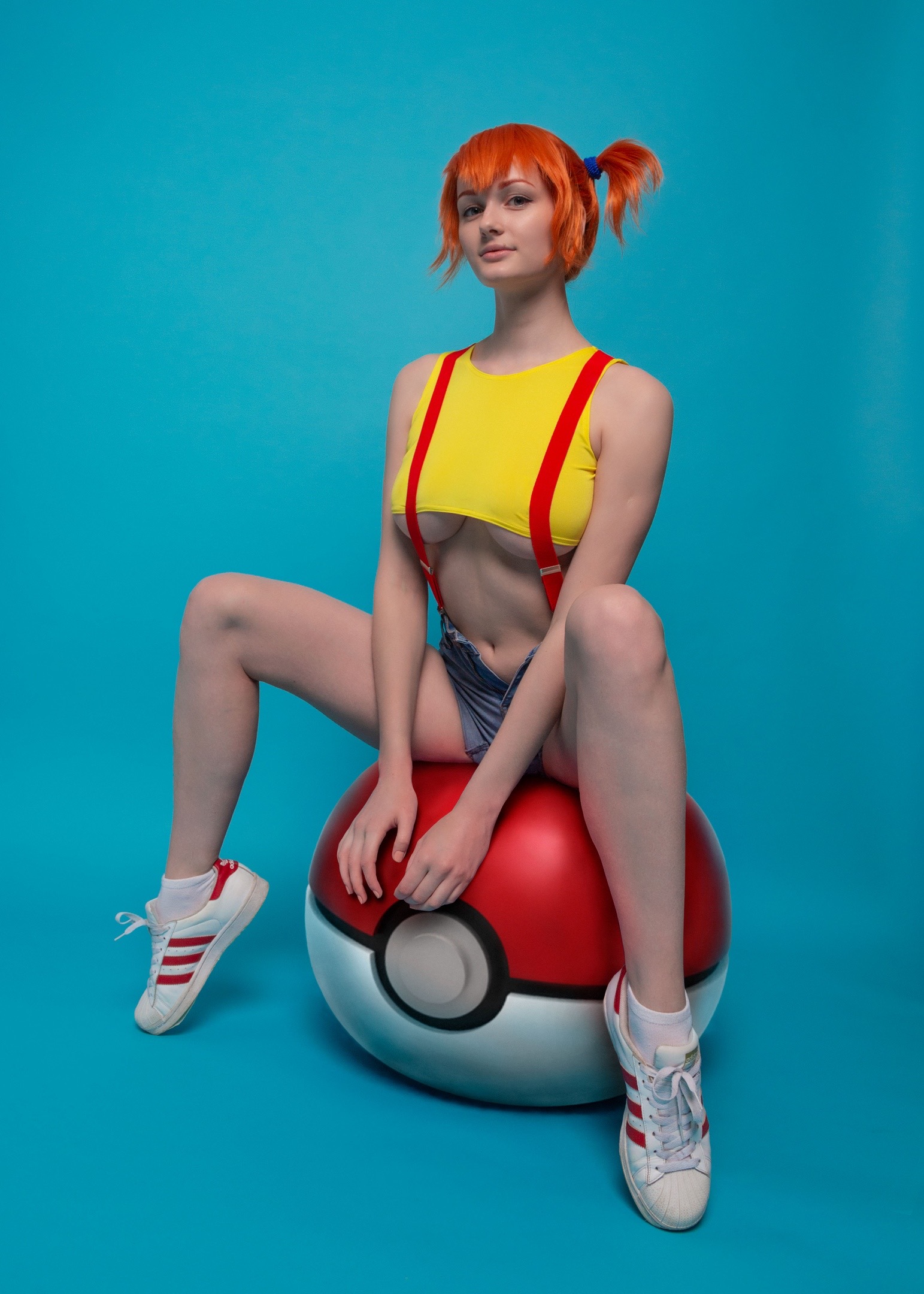 Tniwe sexy cosplay as Misty Pokemon - Cosplay and costume erotic models wall